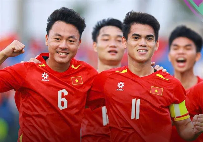 Giao dịch tài chính an toàn tại fcb8